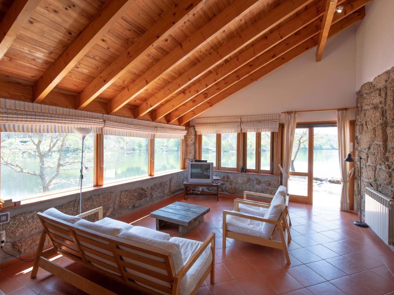 Traditional Mansion In Treixedo With Swimming Pool Exteriör bild