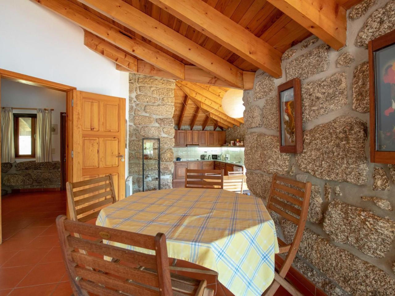 Traditional Mansion In Treixedo With Swimming Pool Exteriör bild